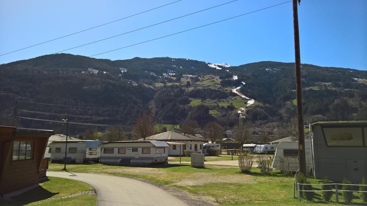 Mountainview Lodge - Chalet Im Zillertal Direkt Am 5 Sterne Campingplatz Aufenfeld Mit Hallenbad Und Sauna Aschau Im Zillertal 외부 사진