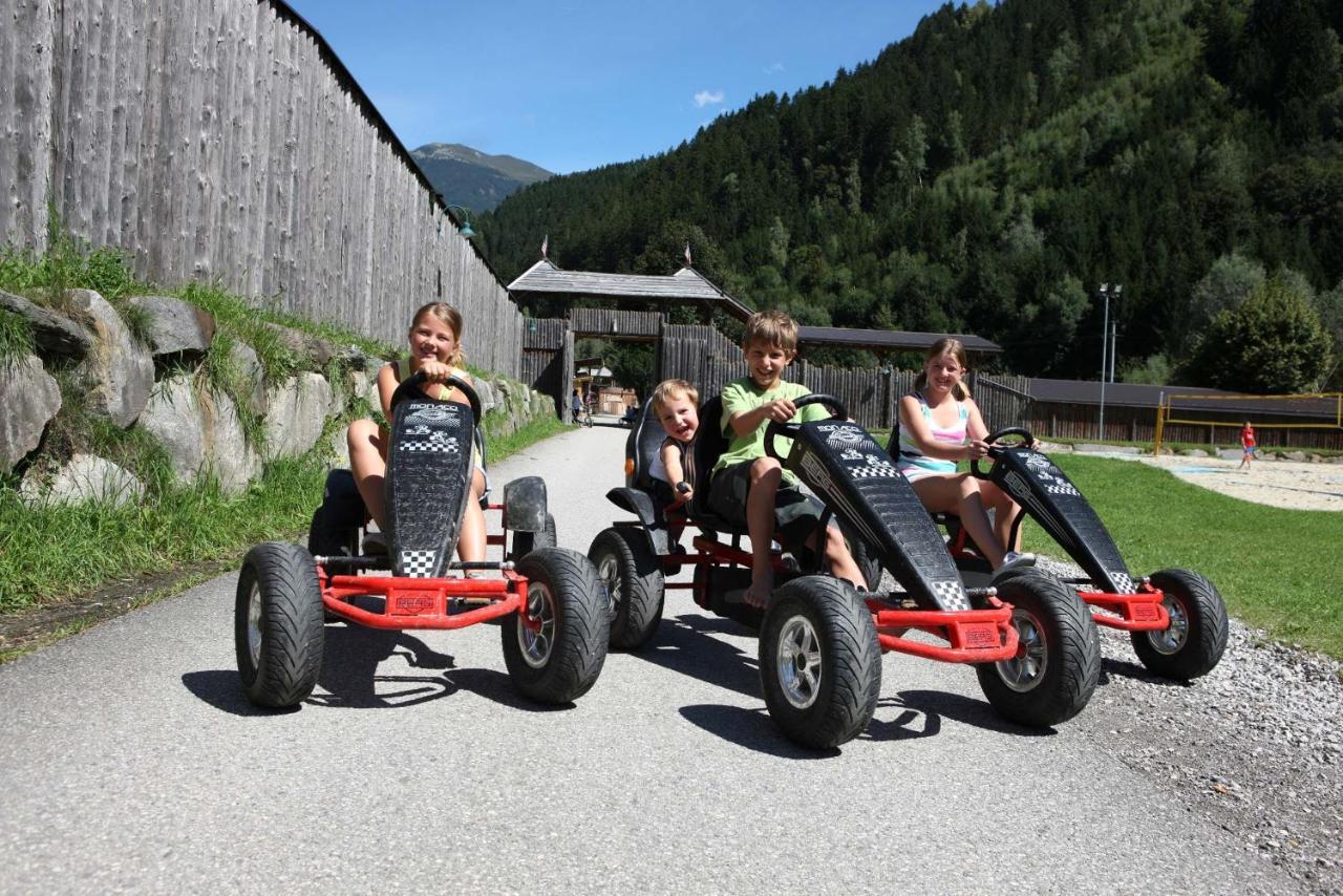 Mountainview Lodge - Chalet Im Zillertal Direkt Am 5 Sterne Campingplatz Aufenfeld Mit Hallenbad Und Sauna Aschau Im Zillertal 외부 사진